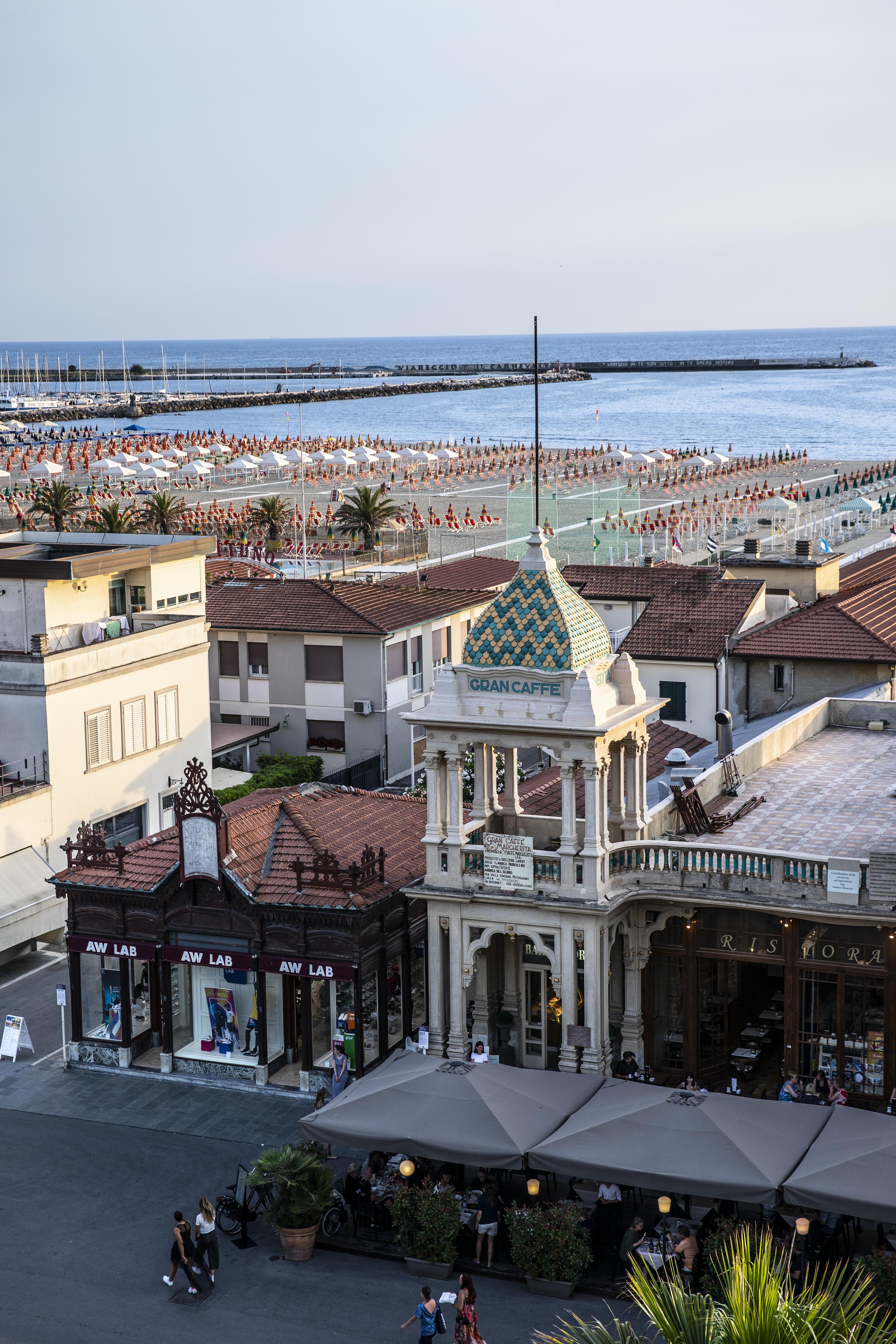 Hotel Plaza E De Russie - Relais & Chateaux Viareggio Exterior photo